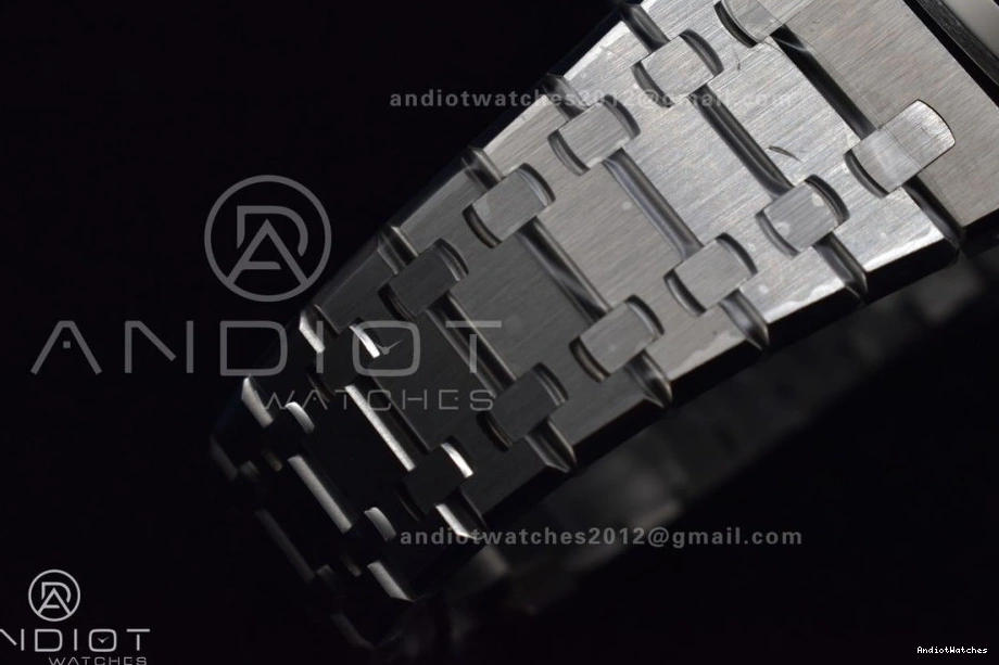 StreetReady SS 15510 41mm on Royal Bracelet Textured Oak Dial 1:1 